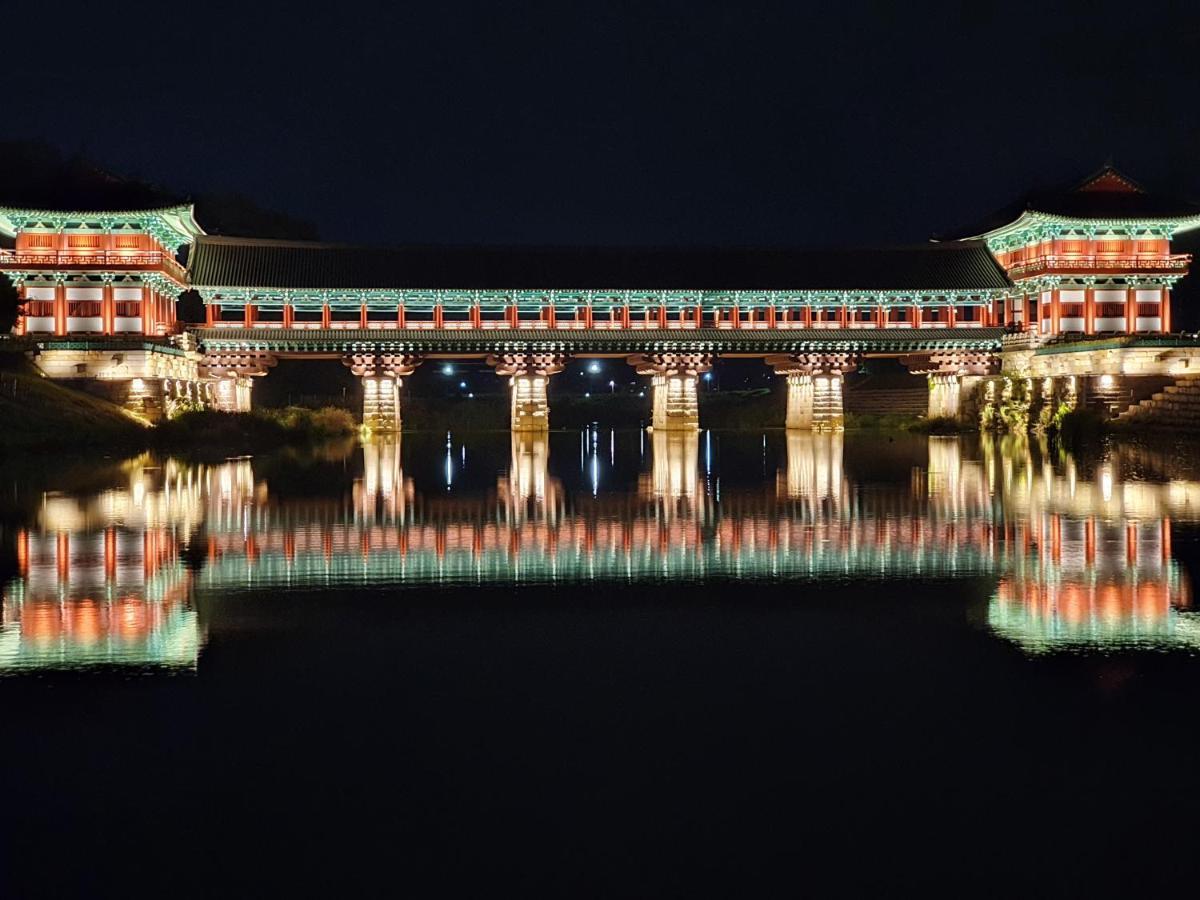 Gyeongju Bonghwangmansion Vandrarhem Exteriör bild