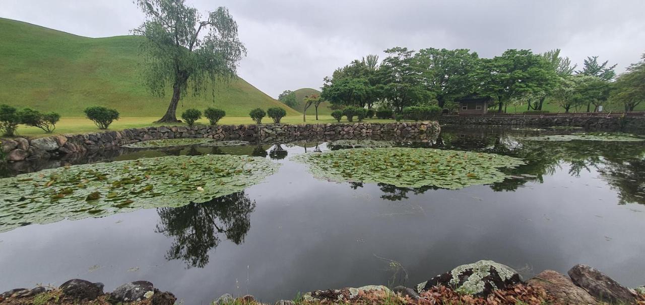 Gyeongju Bonghwangmansion Vandrarhem Exteriör bild