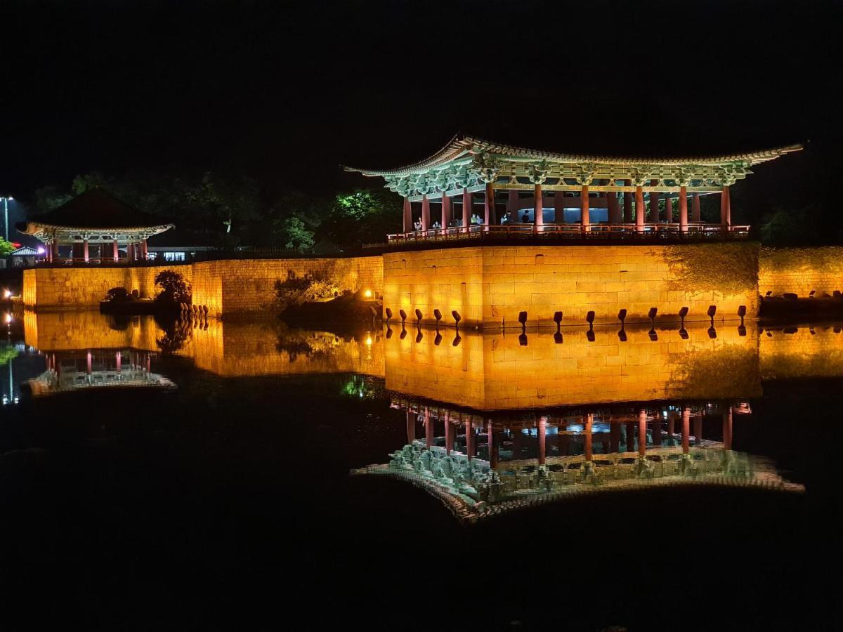 Gyeongju Bonghwangmansion Vandrarhem Exteriör bild